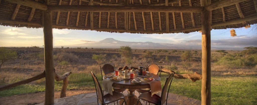 Tortilis Family Tent - Veranda Szenisch Africa Safaris & Expeditions