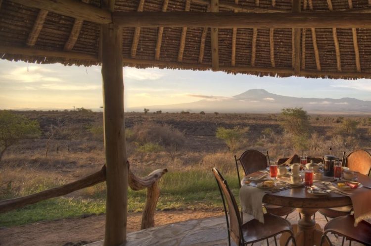 Tortilis Family Tent - Veranda Szenisch Africa Safaris & Expeditions